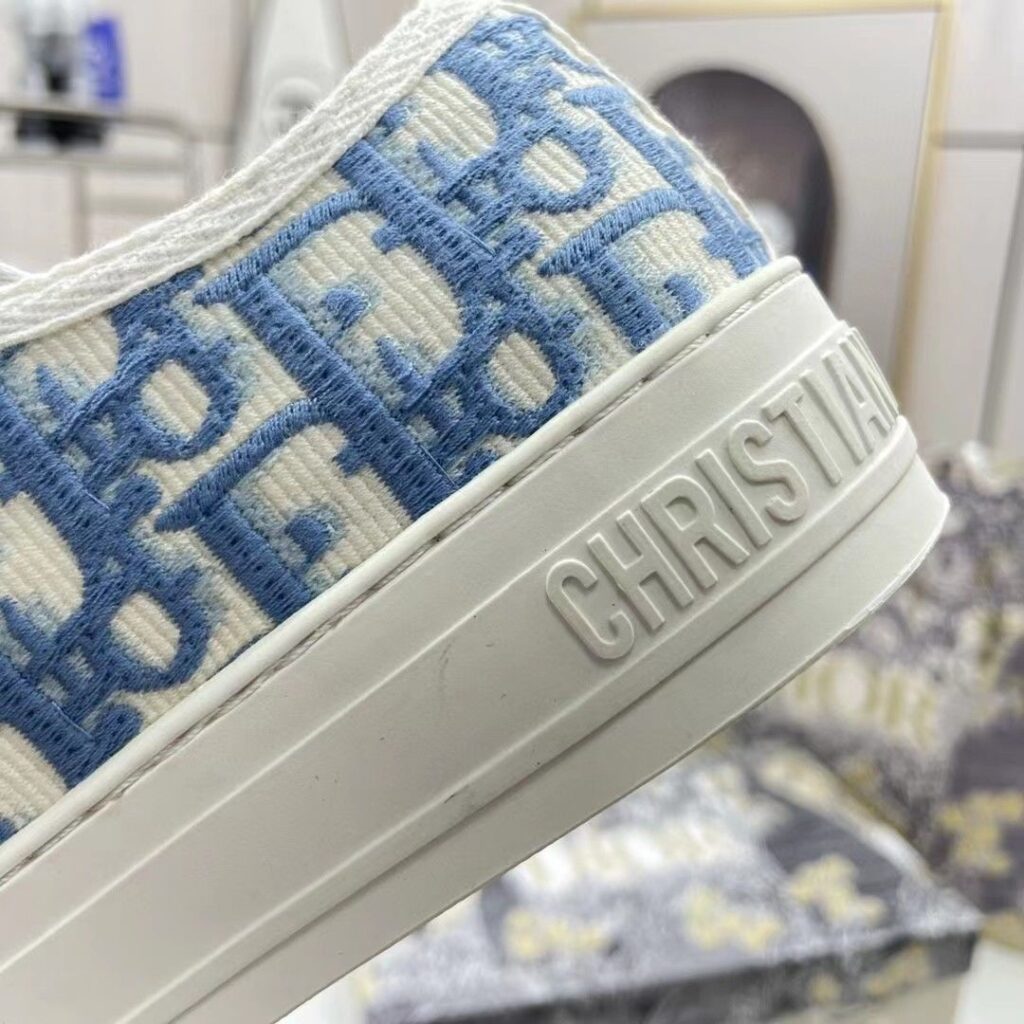 DIOR スーパー刺繍アルファベットスニーカー 02 zm94831 - 画像 (3)