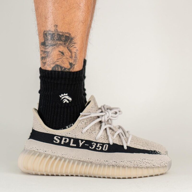 ★YEEZY★送関込★入手困難！世界が欲しがるイージーブースト★ - 画像 (4)