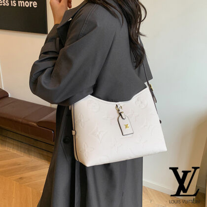 LV Louis Vuittonョルダーバッグ SS95716