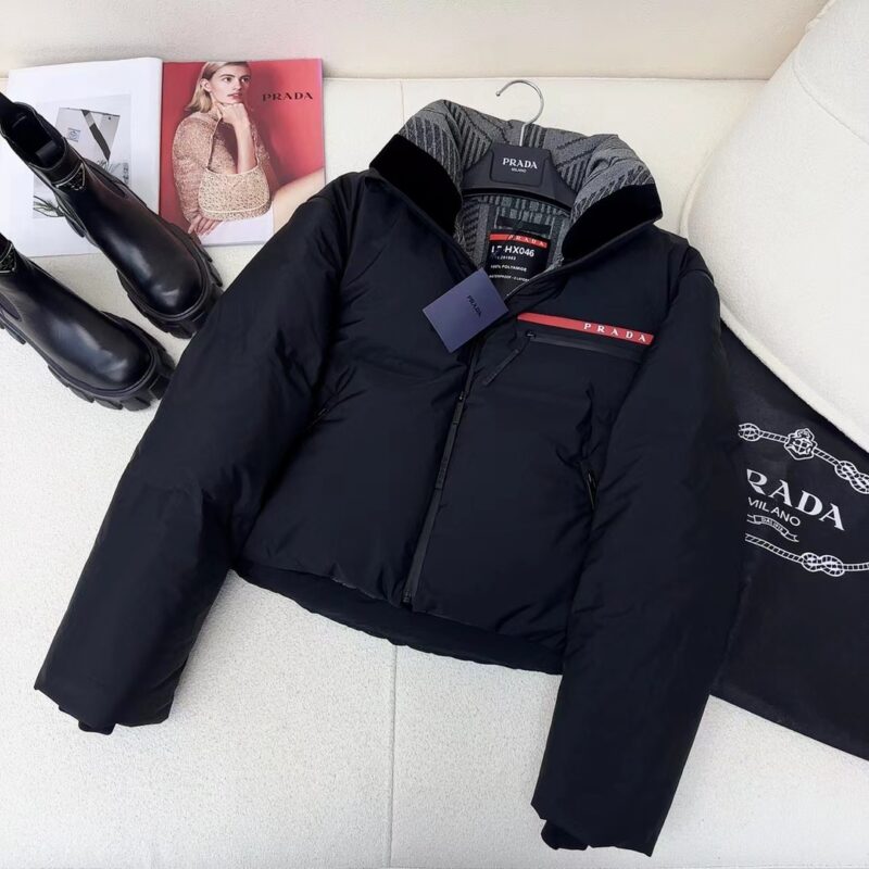 【 PRADA 旗艦店】ご好評に付き再入荷！！ - 画像 (10)