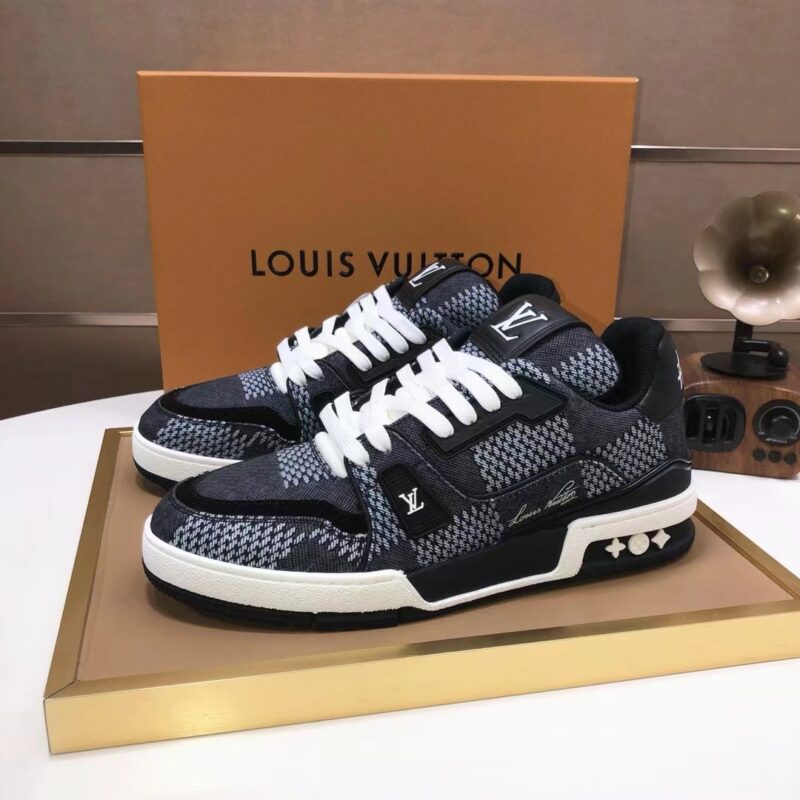 Louis Vuitton モノグラム靴、最高品質、日売100足 - 画像 (2)