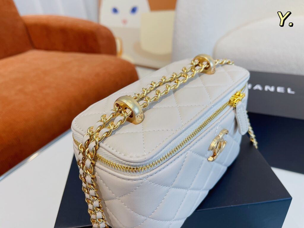 【Chanel 】【シャネル】ショルダーバッグ & クロスボディバッグ 17x8x11 cm - 画像 (9)
