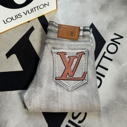 LV Louis Vuitton刺繡入りのトレンディジーンズ 25 SS102439