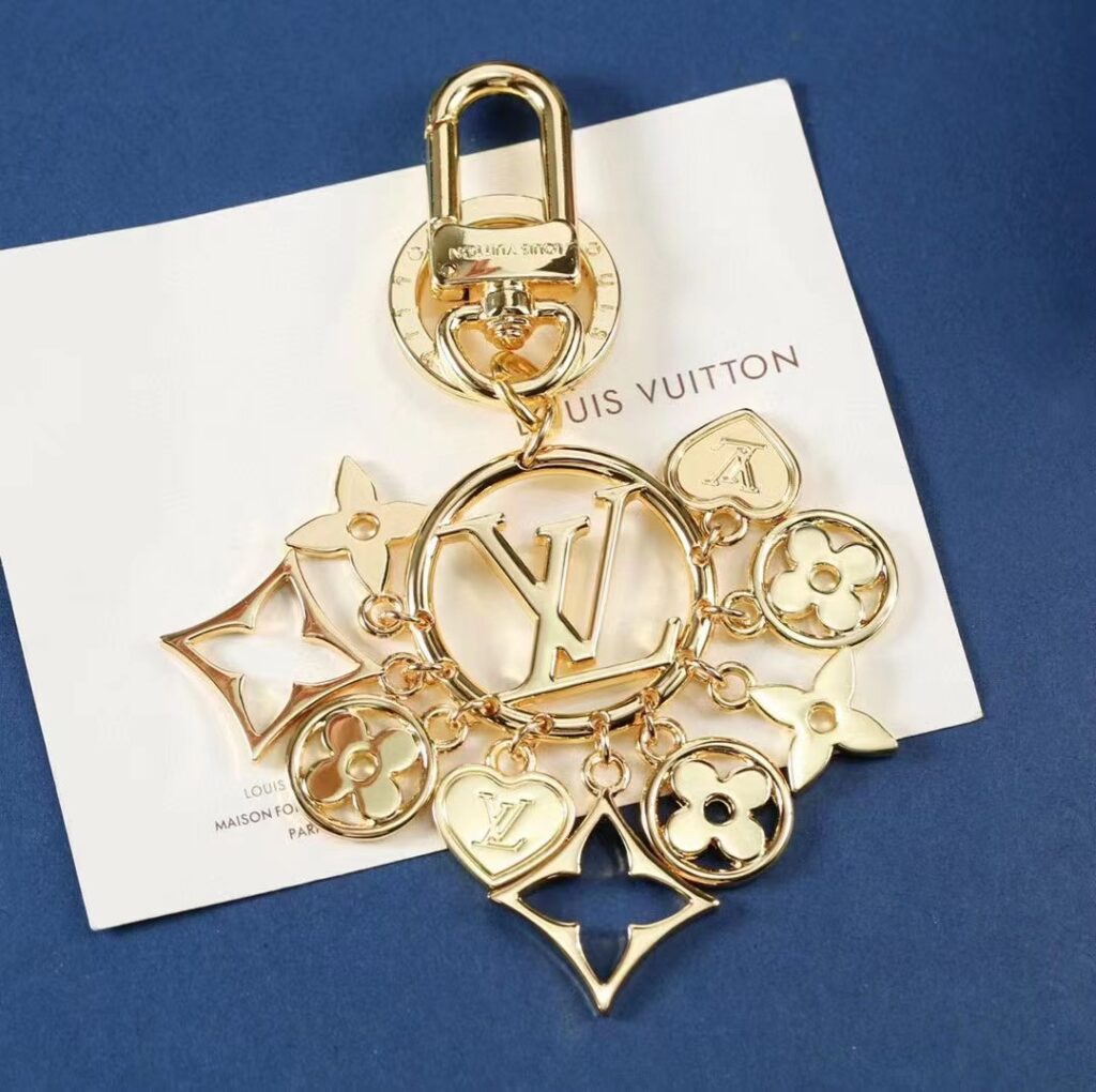 LV Louis Vuitton バッグペンダント キーホルダー 47 zm