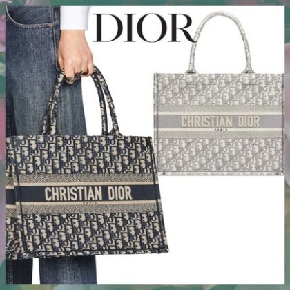 【Dior】DIOR BOOK TOTE ミディアムバッグディオールオブリーク(Lineで連絡して購入）