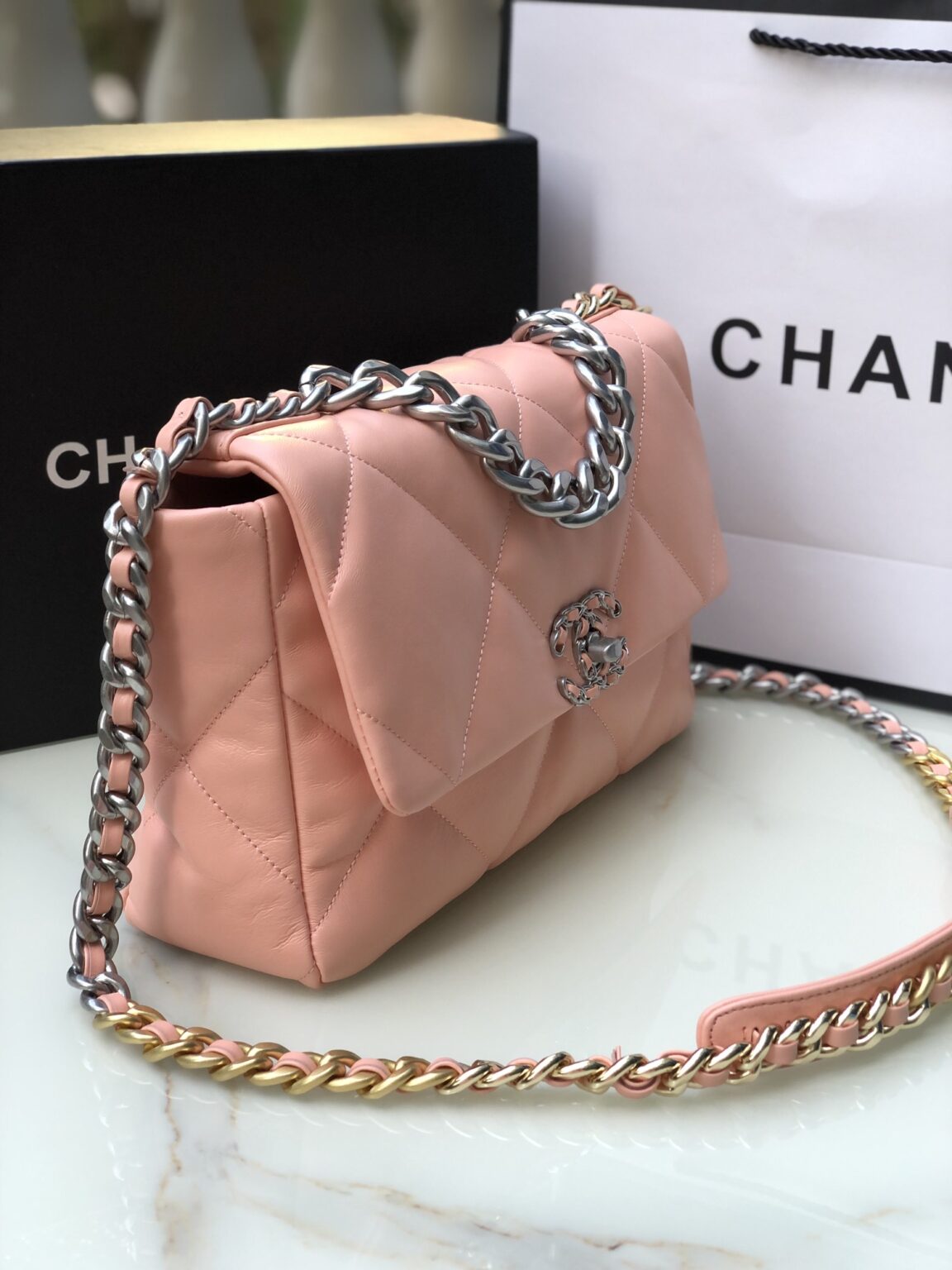 Chanel 19 medium 1161 - 画像 (2)