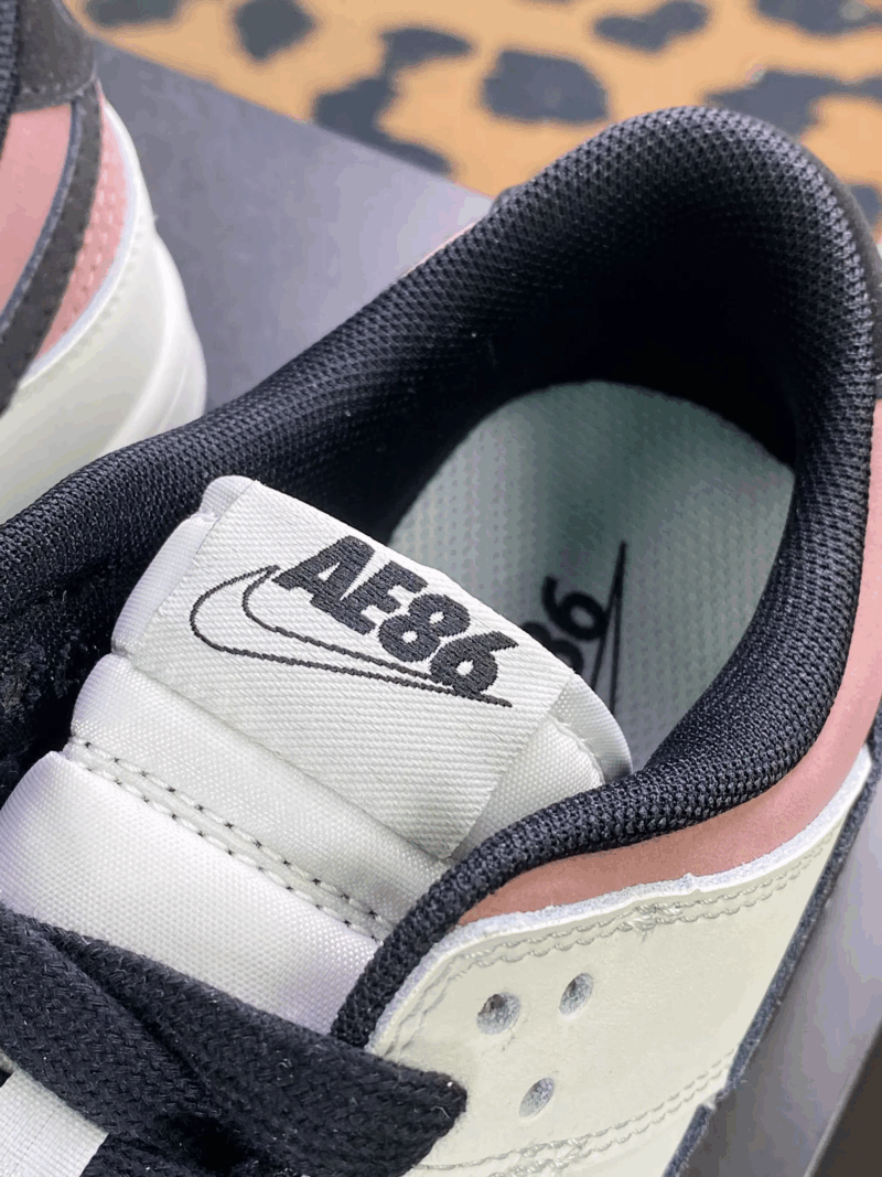 ★NIKE★送関込★激レア確定！世界が欲しがるプレミアムな逸足♪ 【今年の新商品】【新商品発売】頭文字D×NIKE Low Dunks - 画像 (10)