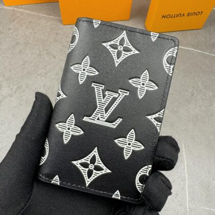 LV Louis Vuitton 新作財布です 24 zm 95521