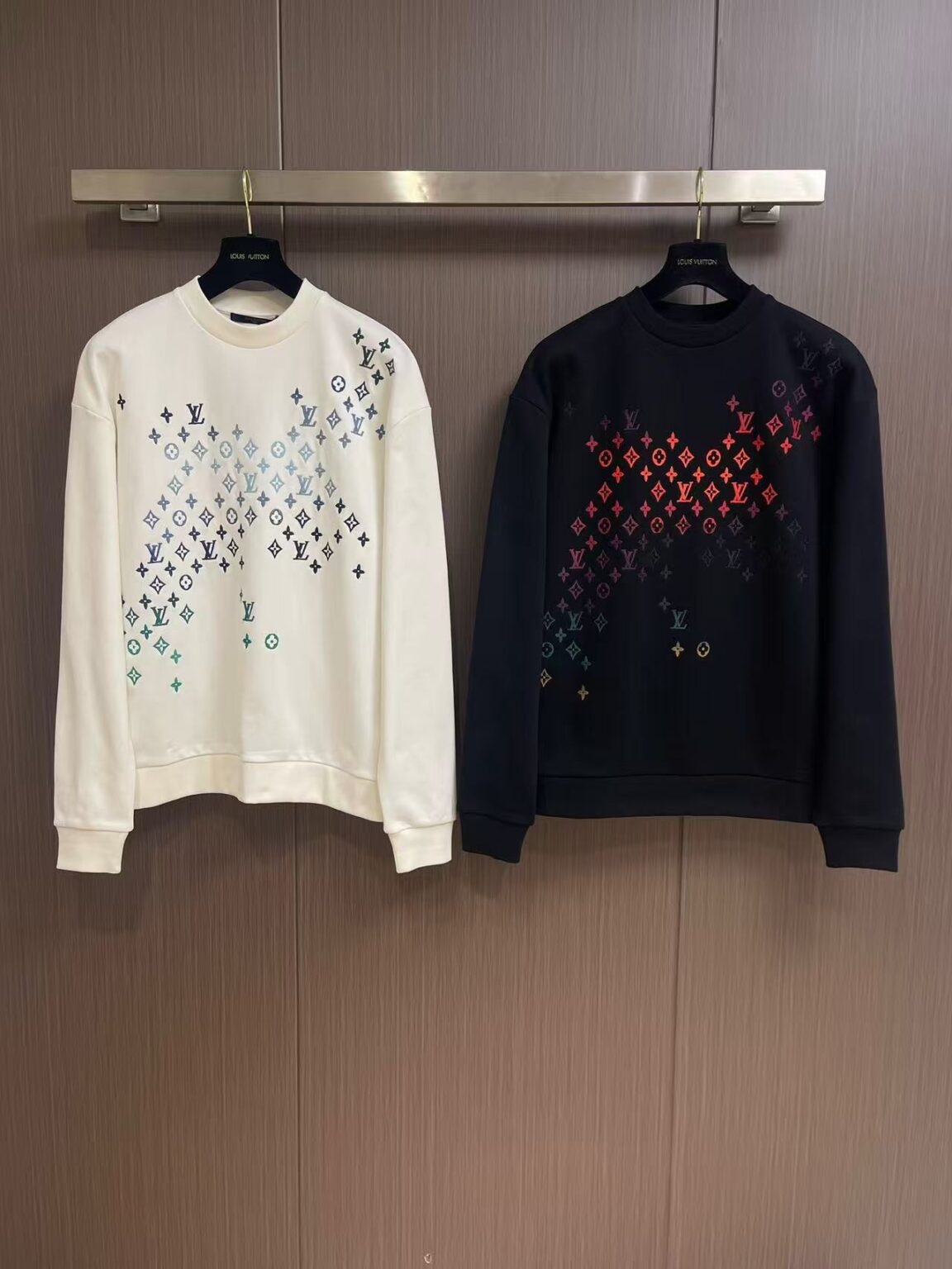 Louis Vuitton 人気トレーナー　刺繍 - 画像 (3)