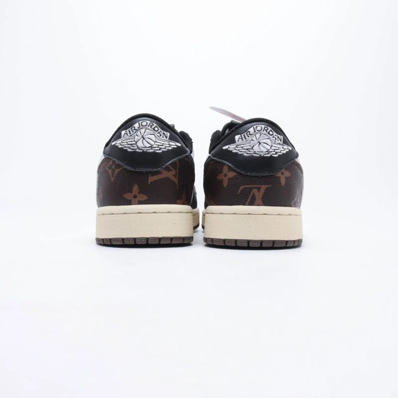 【日本未入荷】LOUIS VUITTON X TRAVIS SCOTT X NIKE AIR JORDAN 1 LOW OG SP"DAMIER AZUR/LV MONOGRAM"[代金引換] - 画像 (5)