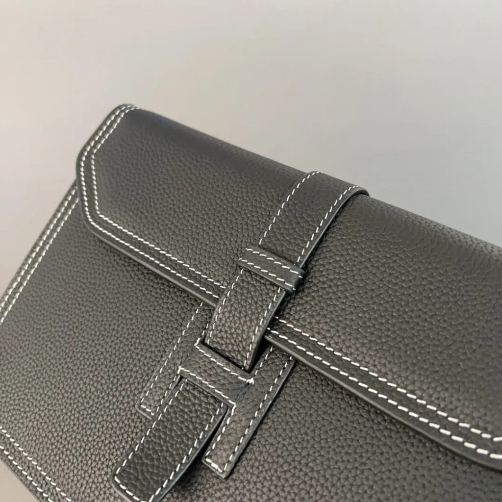 【HERMES 公式旗艦店】エルメス クラッチバッグ 当日出荷 好評に付き再入荷！26*17CM - 画像 (6)