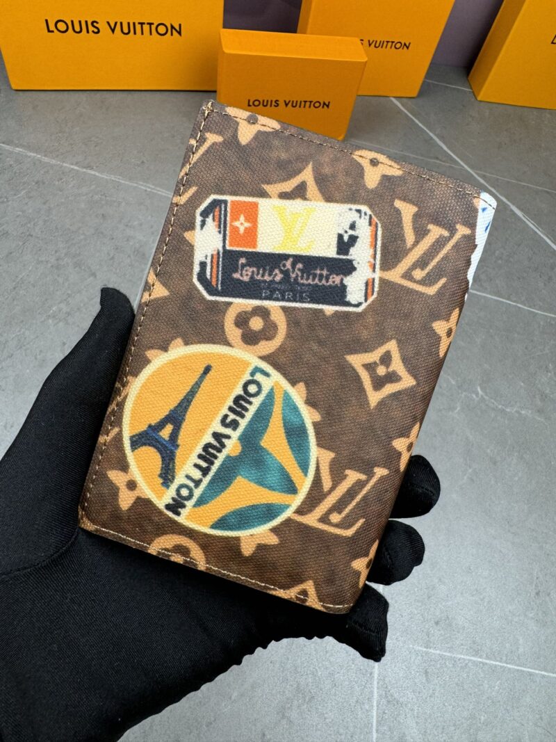 LV Louis Vuitton 新作財布です 41 zm 95522