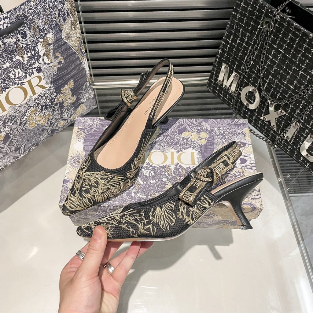 DIOR 新作刺繍ハイヒール 04zm 95759 - 画像 (7)