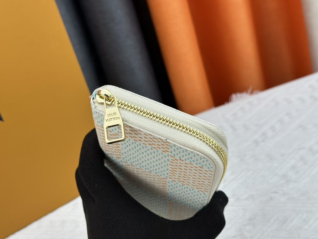LV Louis Vuitton 新作財布です 67 zm 95523 - 画像 (3)