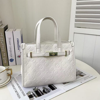 LV LOUIS VUITTONバッグ 104 SS105432