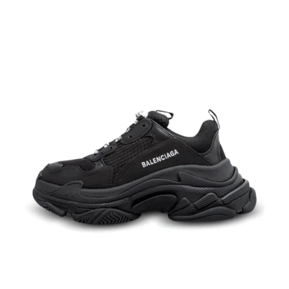 Balenciaga Triple S　人気靴