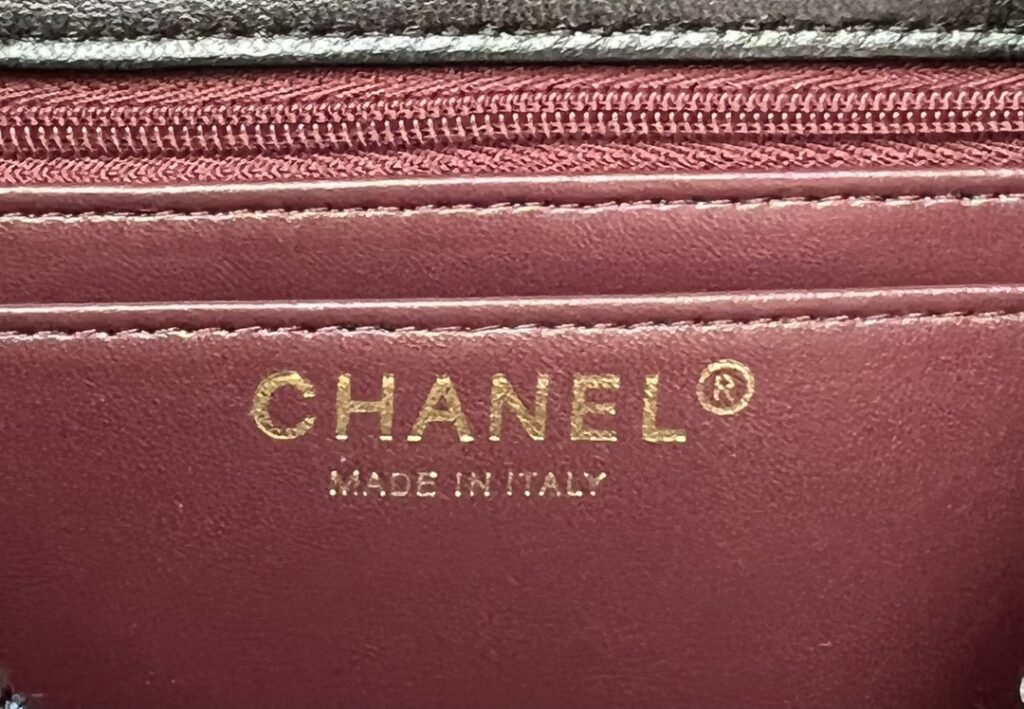 Chanel MINI CLASSIC FLAP BAG 1116 - 画像 (13)