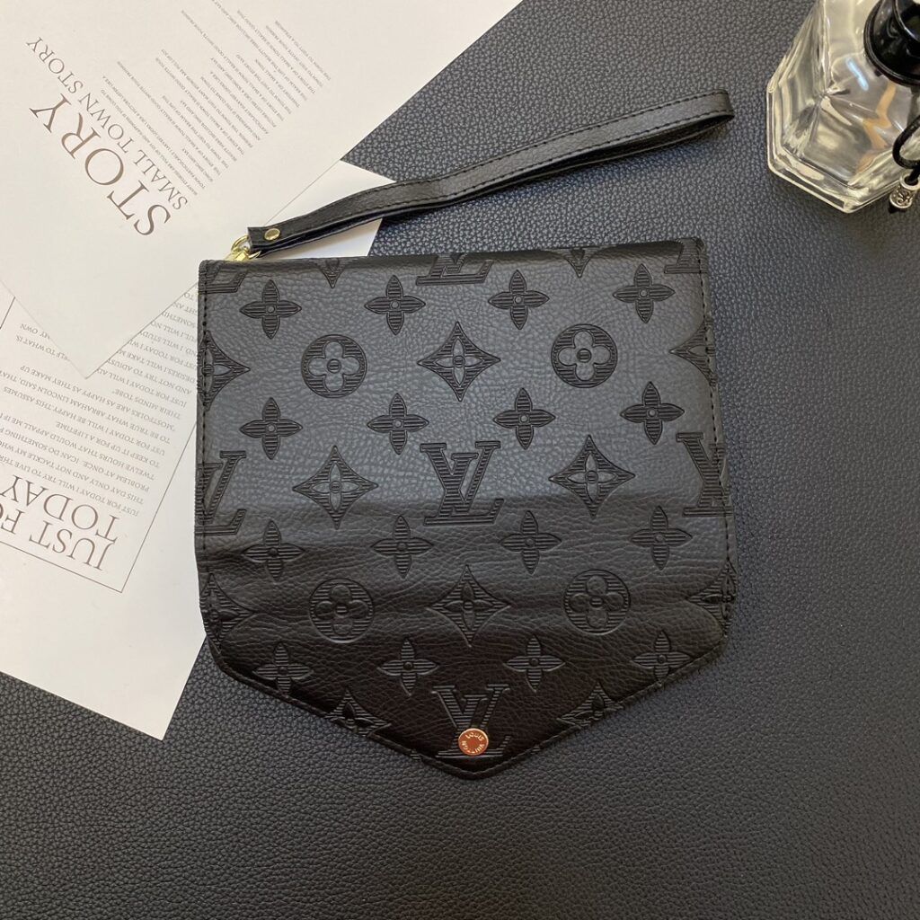 LV Louis Vuitton ブラウン エンボス加工 小柄モノグラム 封筒スタイル 電話ケース zm - 画像 (2)