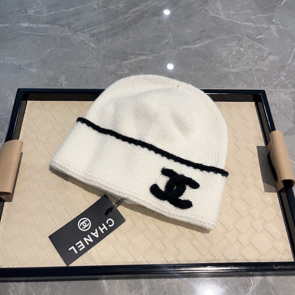 CHANEL 秋冬の暖かい綿の帽子 - 画像 (7)