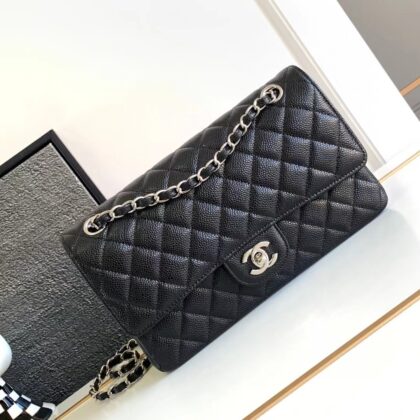 Chanel Flap Bag Carviar Leather Black Medium 1112