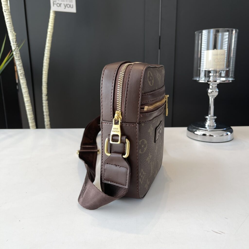 LV LOUIS VUITTON本革バッグ89 SS103300 - 画像 (3)