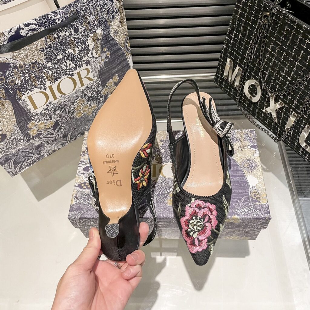 DIOR 新作刺繍ハイヒール 08zm 95759 - 画像 (8)