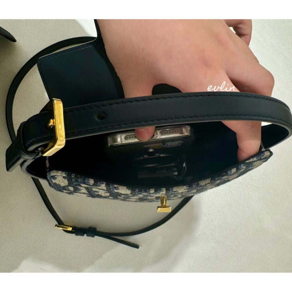 【大ヒットの予感】30 MONTAIGNE DIOR AMBERミニ バケットバッグ S2319UTZQ_M928 - 画像 (7)