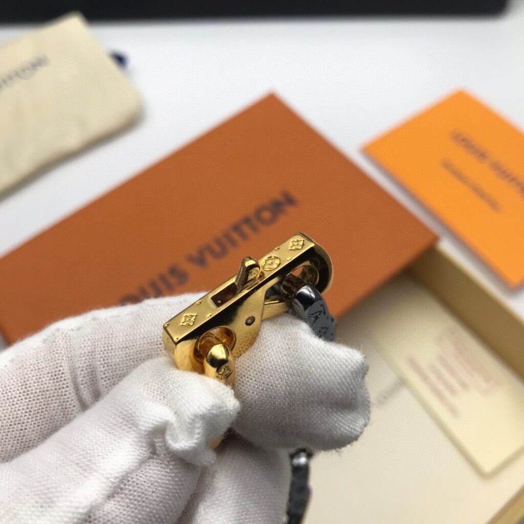 LOUIS VUITTON（ルイヴィトン） LV ブレスレット - 画像 (8)