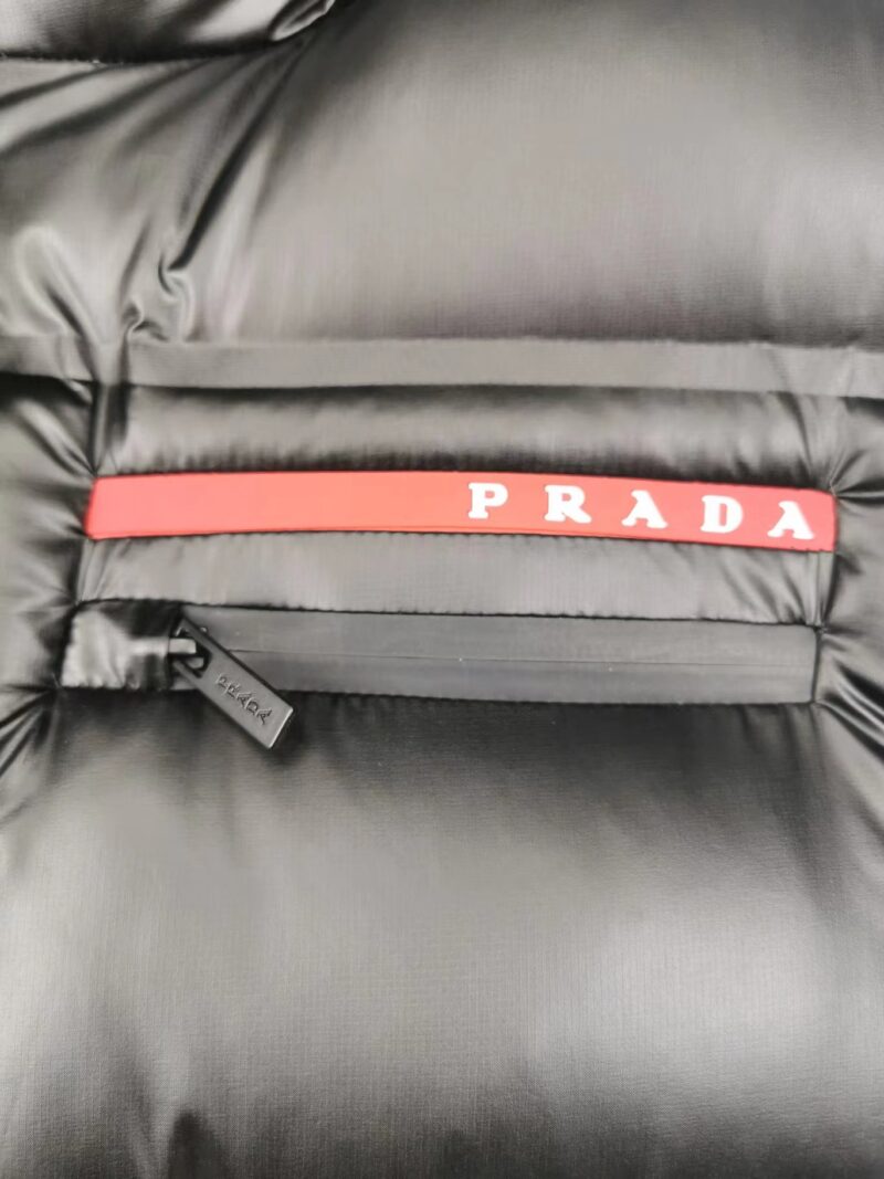 PRADA ダウンジャケット 代金引換 送料無料 おうちで試着 - 画像 (6)