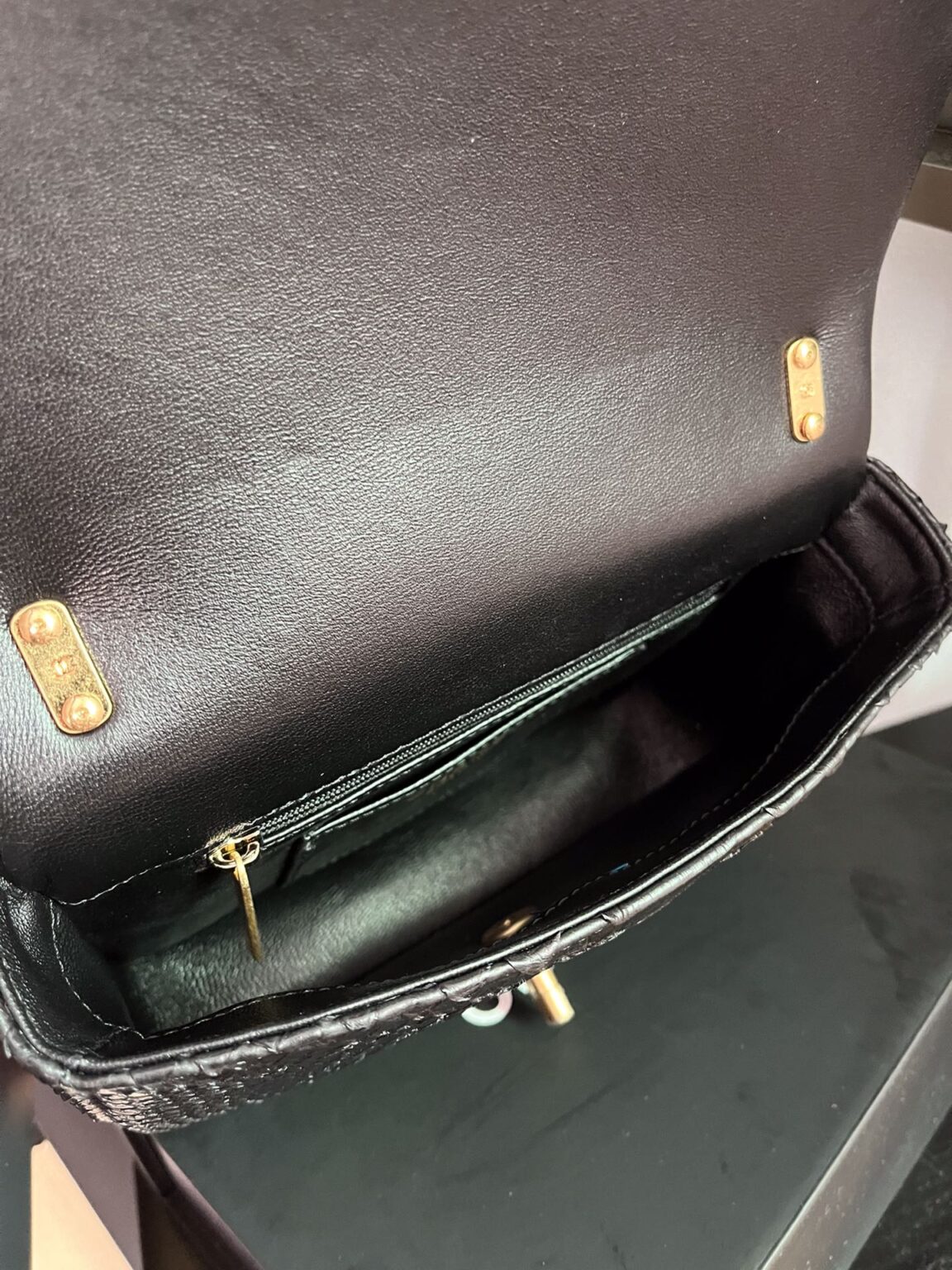 BOLSA CHANEL 2.55 PYTHON FLAP BAG AS3214 - 画像 (4)