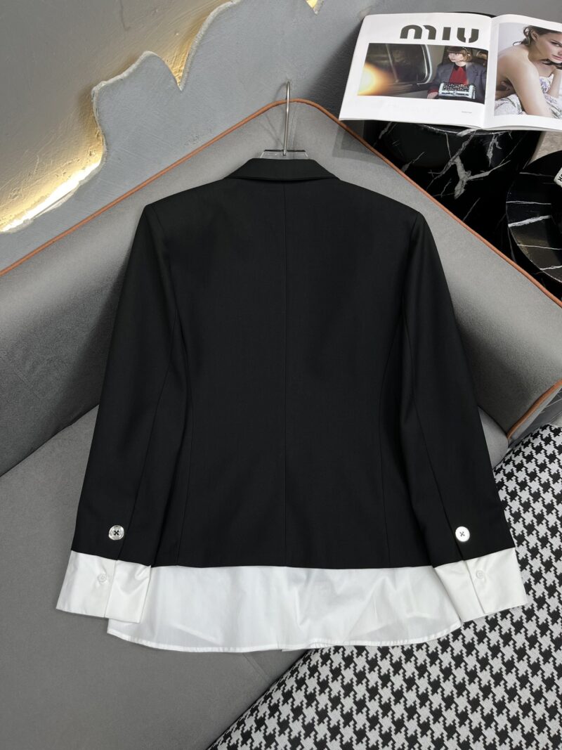 MIUMIU背広のコート SS96787 - 画像 (5)