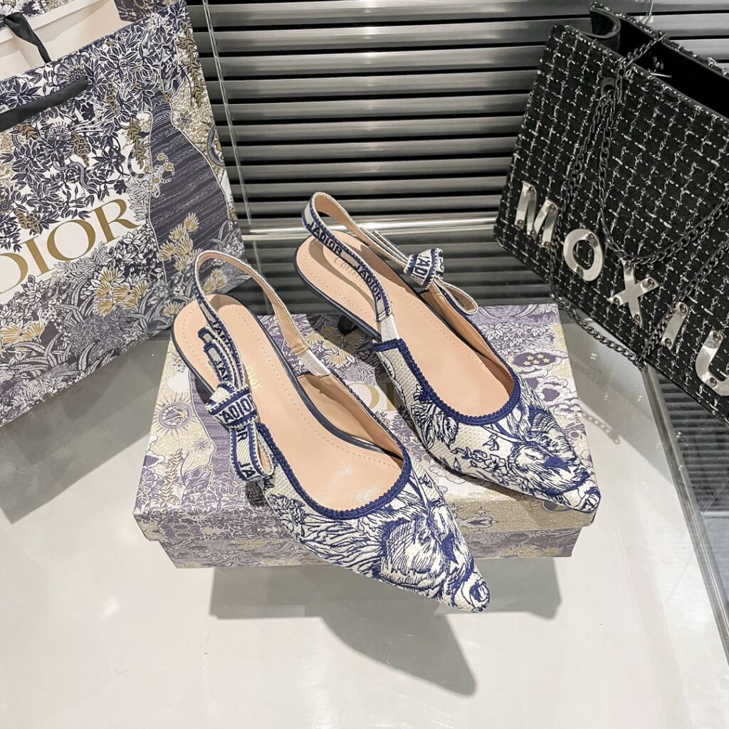 DIOR 新作刺繍ハイヒール 06zm 95759 - 画像 (8)