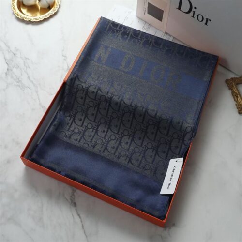 DIOR 暖かいショールブランケット05 SS93523