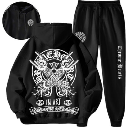 【 Chrome Hearts 】アメリカのストリートで流行しているパーカースーツです