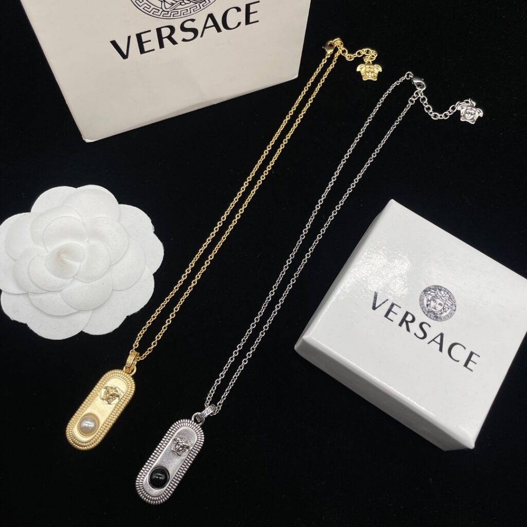 Versaceファッションアイテムチェーン08 al 94723 - 画像 (3)