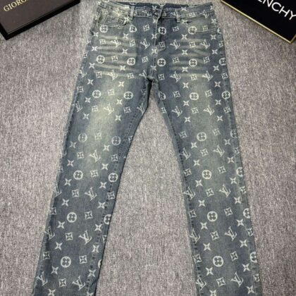 LV Louis Vuitton刺繡入りのトレンディジーンズ 06 SS102437