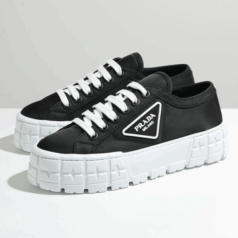 Prada　レディースアイテム≫シューズ≫スニーカー≫ローカット - 画像 (2)