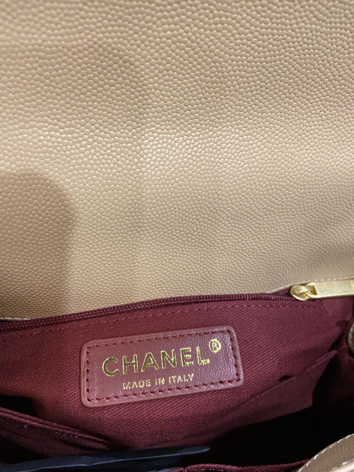 Chanel Cowhide handbag A92990 - 画像 (9)