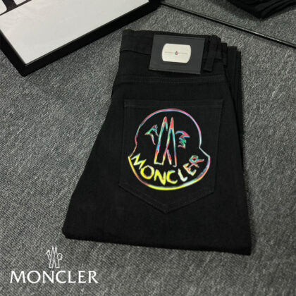 moncler刺繡入りのトレンディジーンズ 13 SS102438