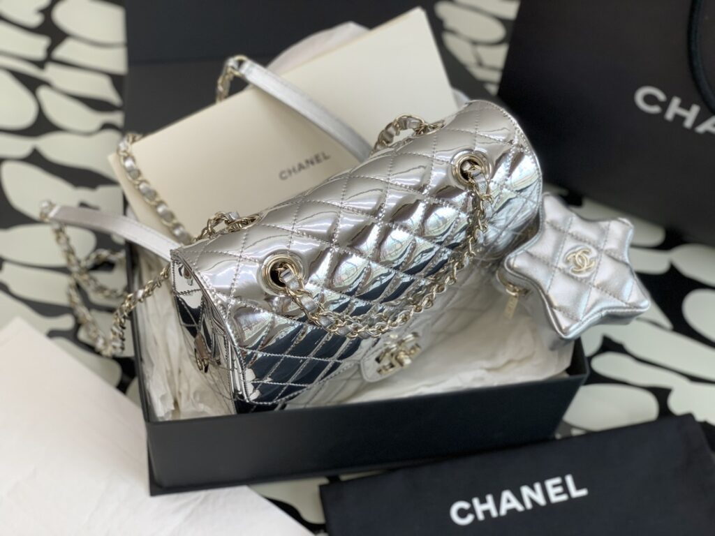 Chanel AS4646 24C CF BAG - 画像 (14)