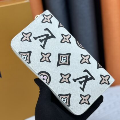 LV Louis Vuitton 新作財布です 22 zm 95521