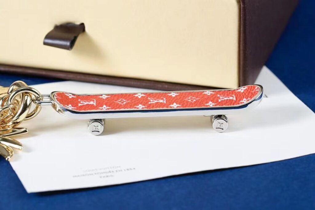 LV Louis Vuitton バッグペンダント キーホルダー 46 zm - 画像 (6)