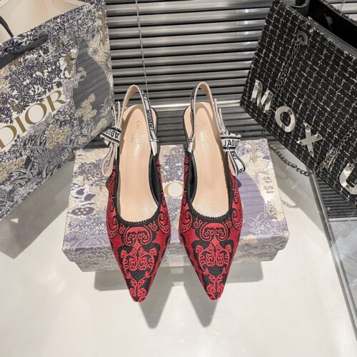 DIOR 新作刺繍ハイヒール 10zm 95759