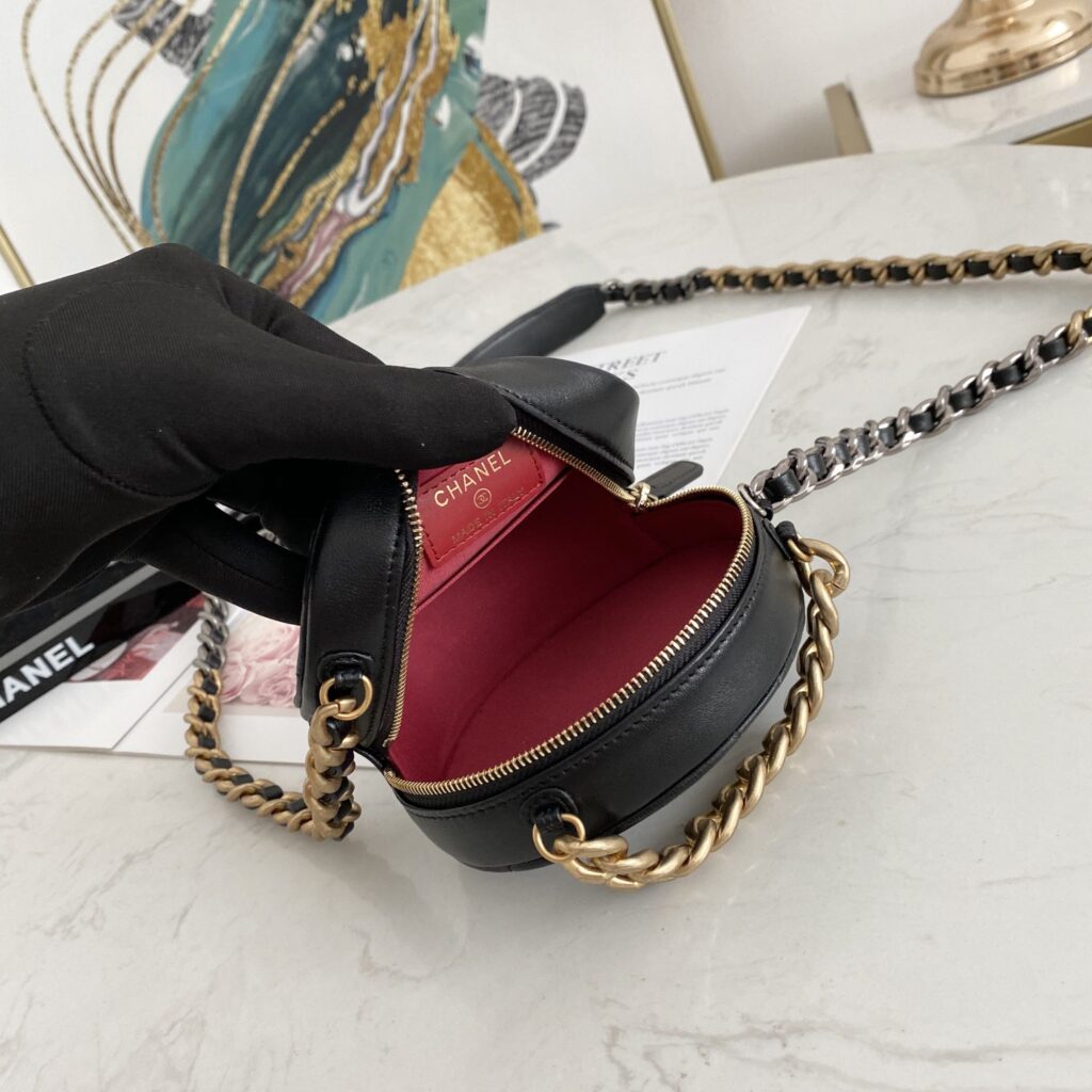 CHANEL 19 CLUTCH WITH CHAIN 0945 - 画像 (4)