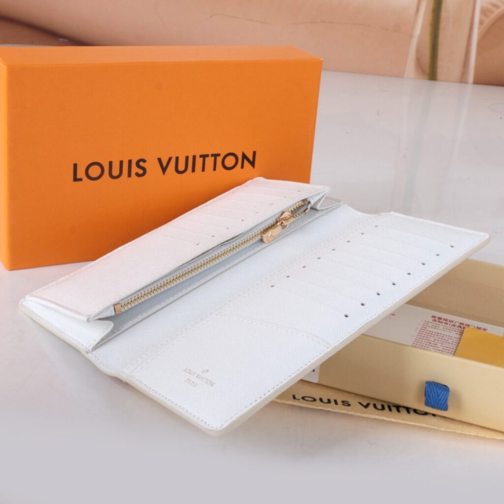 LV Louis Vuitton 新作財布です 37 zm 95521 - 画像 (4)