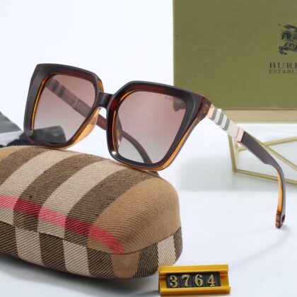 Burberry サングラス 23zm