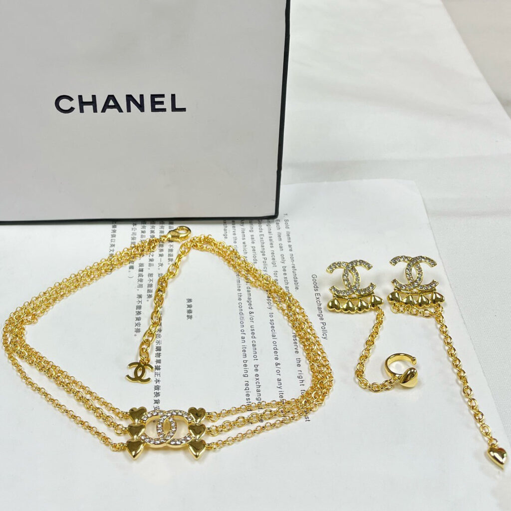 CHANELファッションラインストーンハートネックレス＆イヤリングイヤークリップセット SS - 画像 (4)
