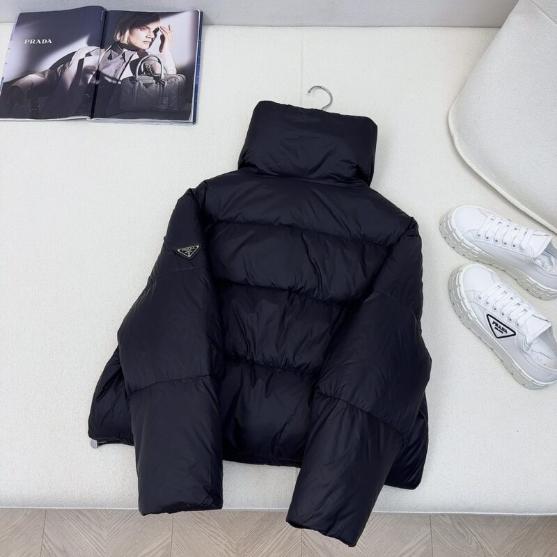 PRADA ダウンジャケット SS96784 - 画像 (6)