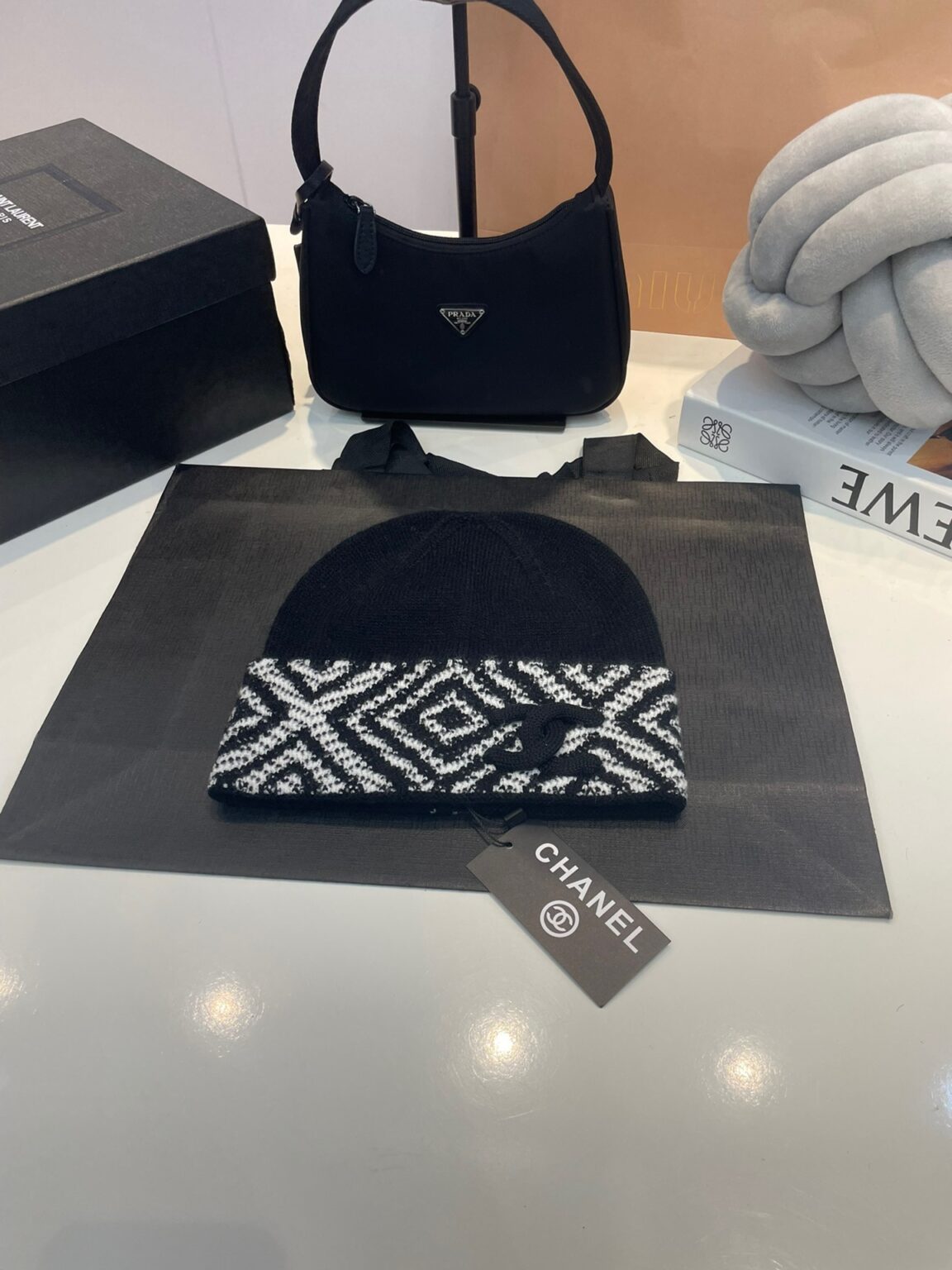 CHANEL 秋冬の暖かい綿の帽子 アーガイル柄 - 画像 (4)