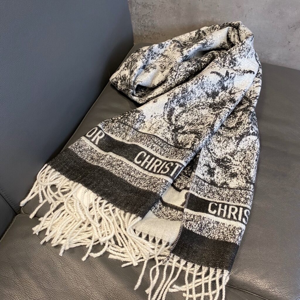 Dior（ディオール） リバーシブルスカーフ - 画像 (6)
